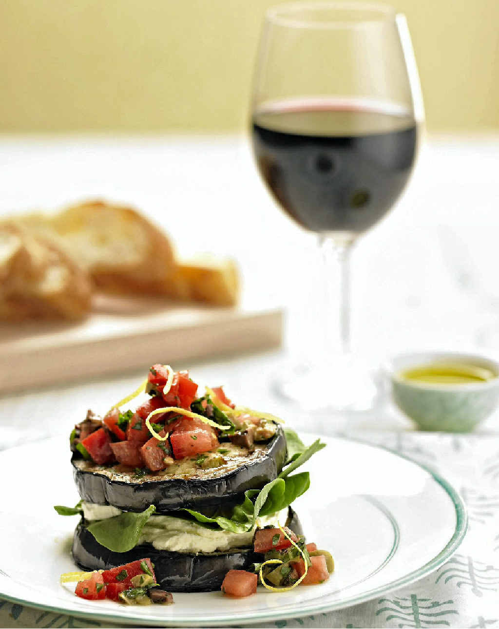 The perfect wine to compliment eggplant is Lindeman's Early Harvest Sweet Red. The perfect wine to compliment eggplant is Lindeman's Early Harvest Sweet Red.